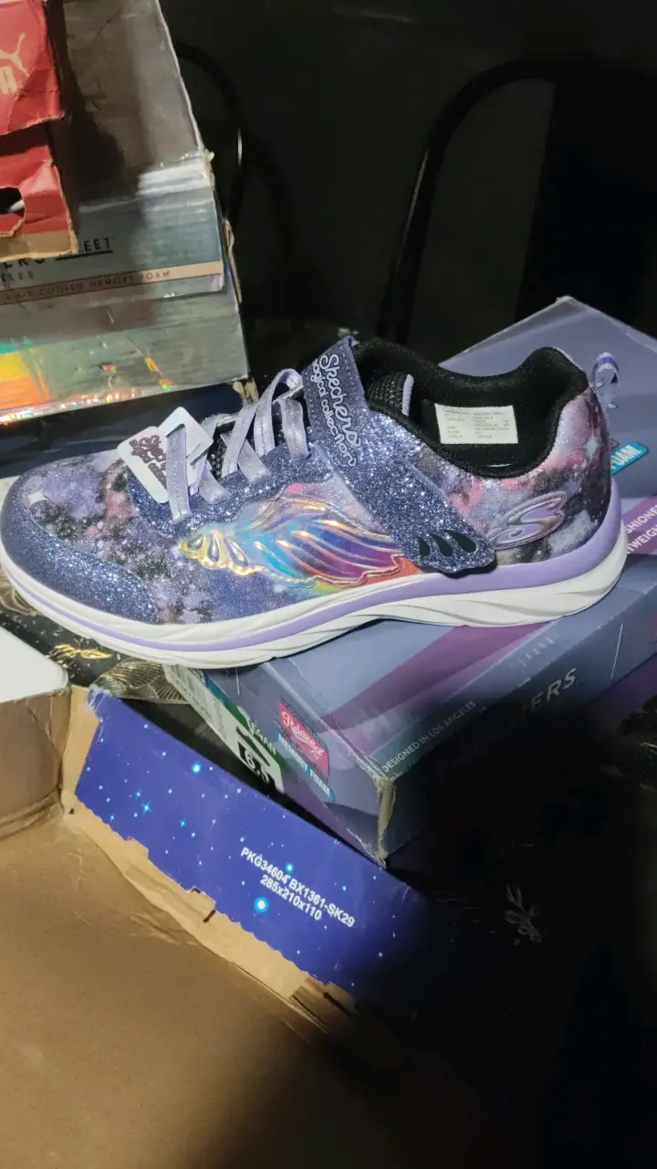 Sandalia y zapatillas - miniatura 2