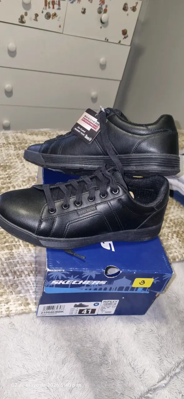 Zapatillas negras Skechers nuevas