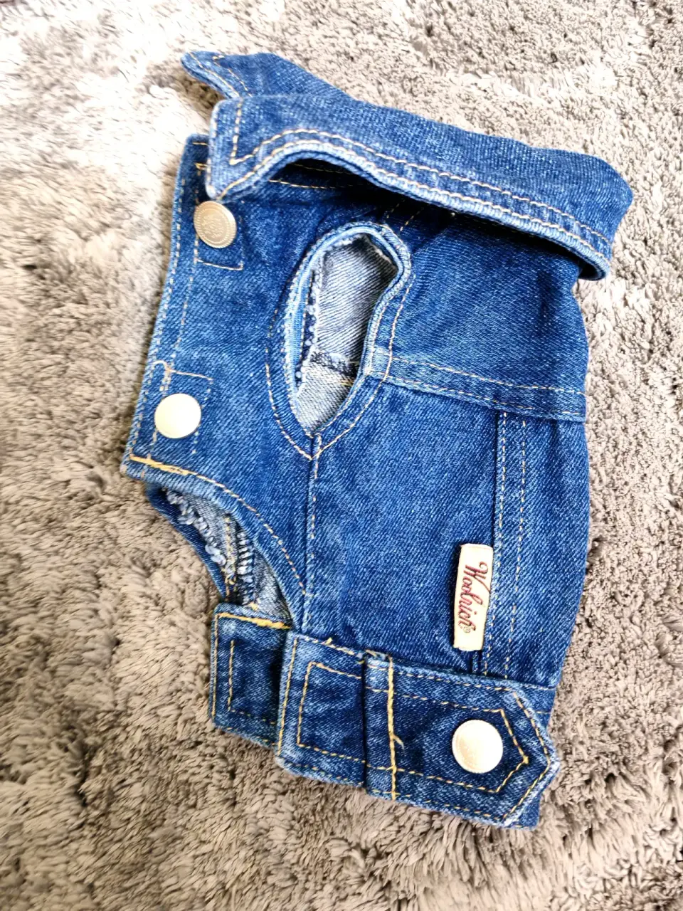 Chaqueta de mezclilla para mascotas - miniatura 2