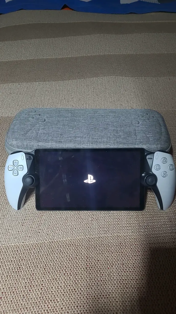 Consola portátil de PlayStation - miniatura 2