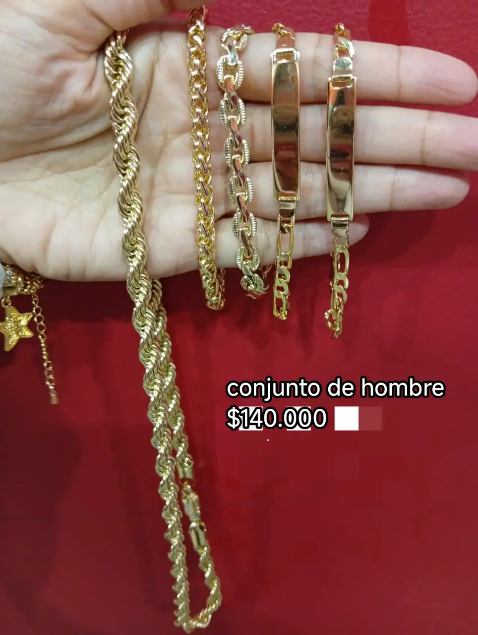 Conjunto de joyas doradas - miniatura 4