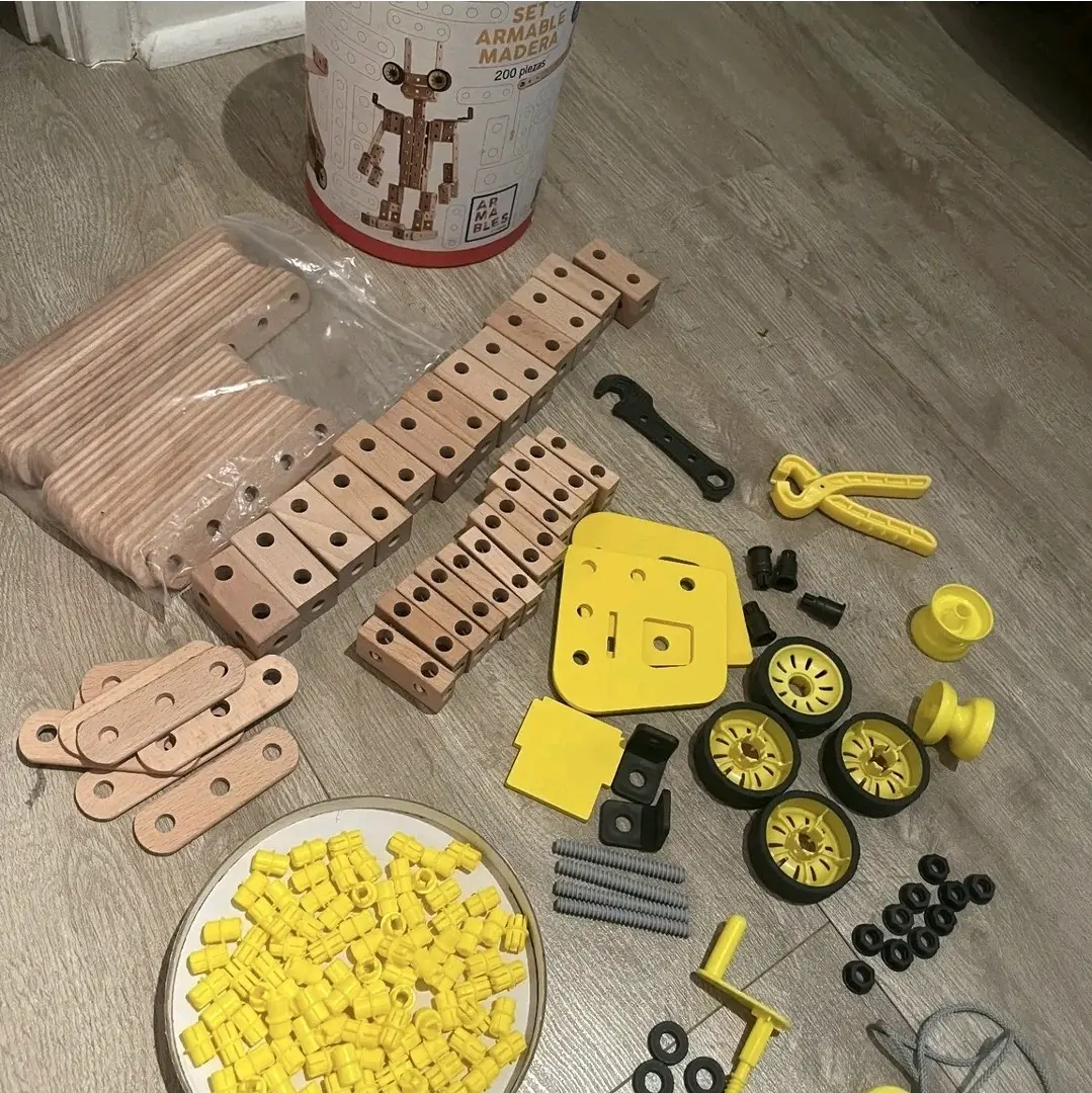 Set armable de madera 200 piezas - miniatura 2