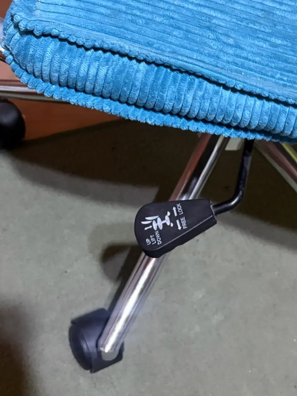 Silla de escritorio turquesa - miniatura 2