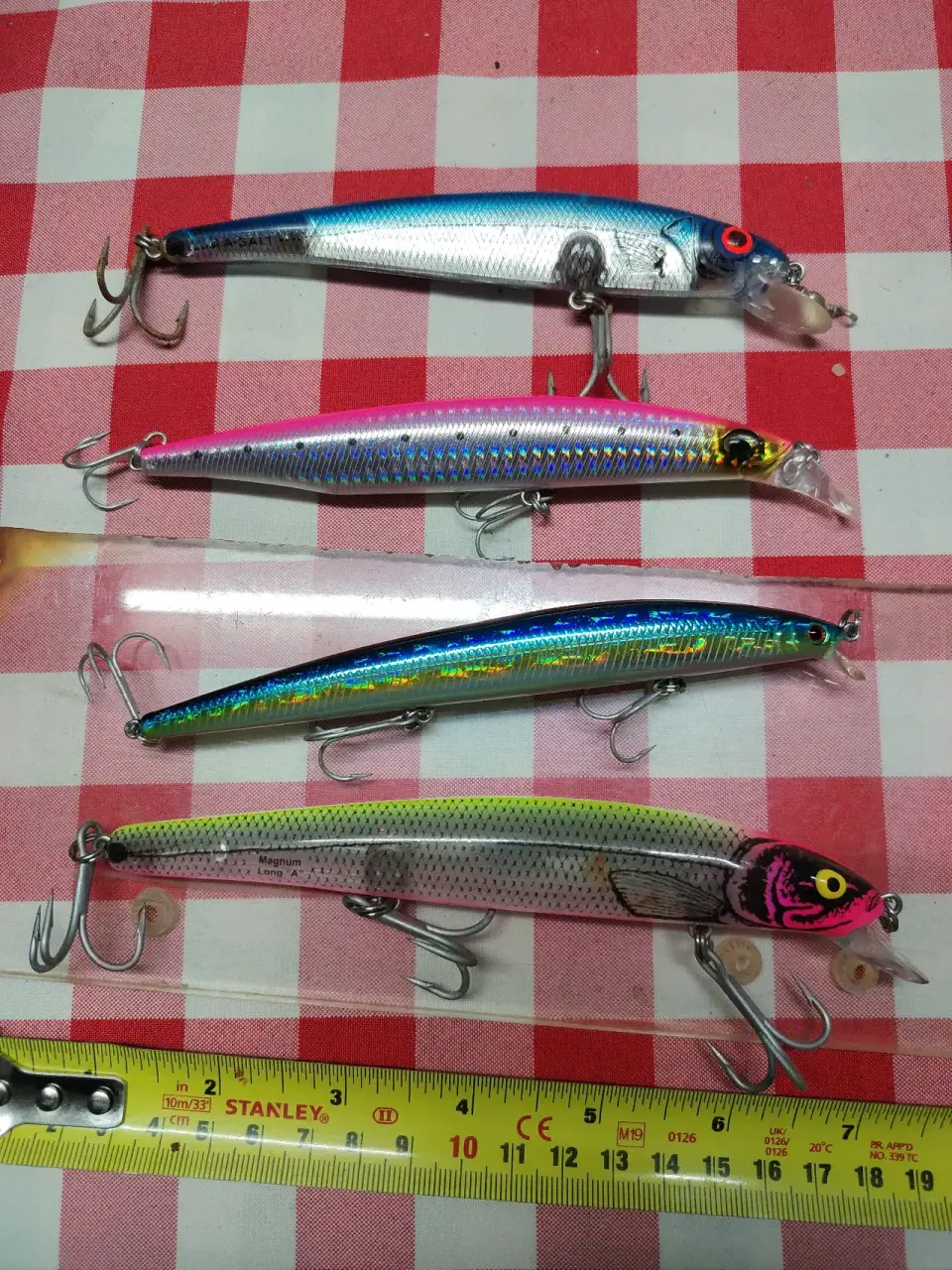 Set de señuelos de pesca variados - miniatura 2