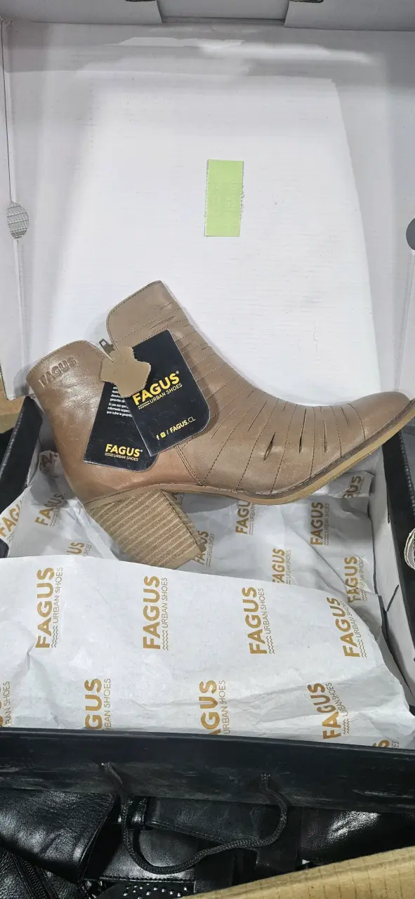 Botines beige Fagus urban talla 39 - miniatura 1