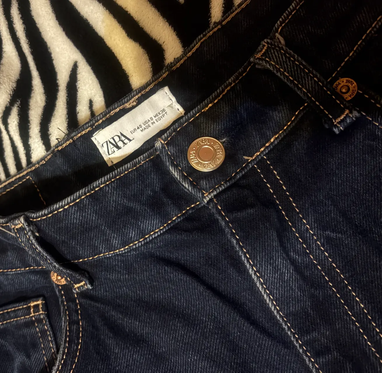 Jeans wide leg Zara azul oscuro - miniatura 2