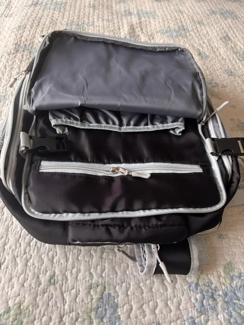 Mochila deportiva negra - miniatura 4