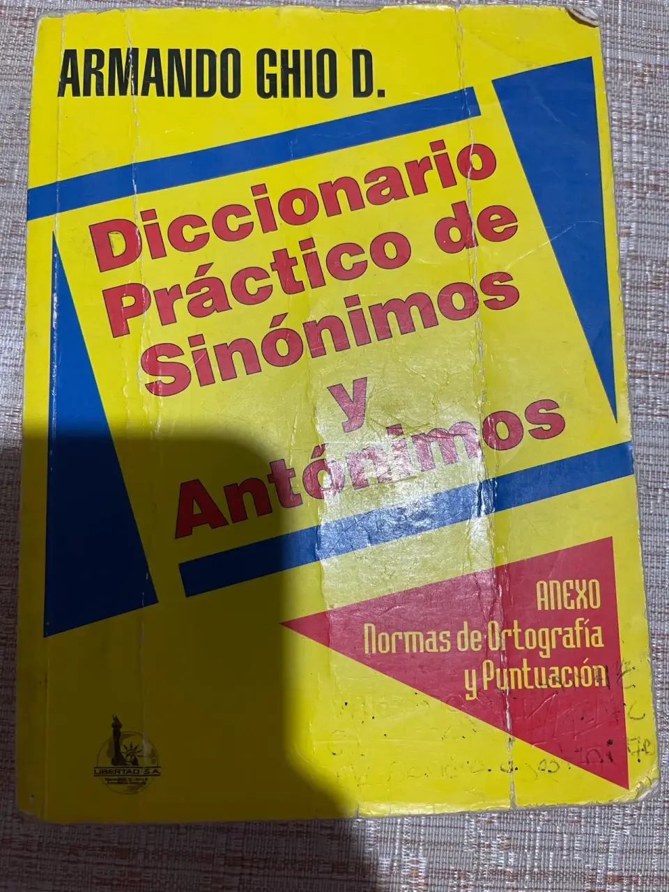 Diccionario de sinónimos y antónimos