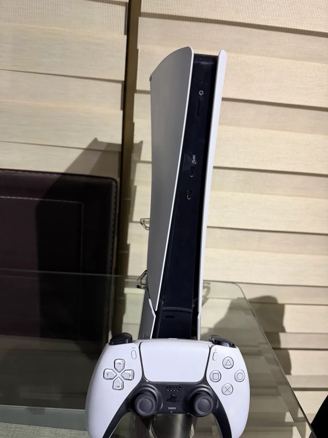 Consola PS5 con control DualSense