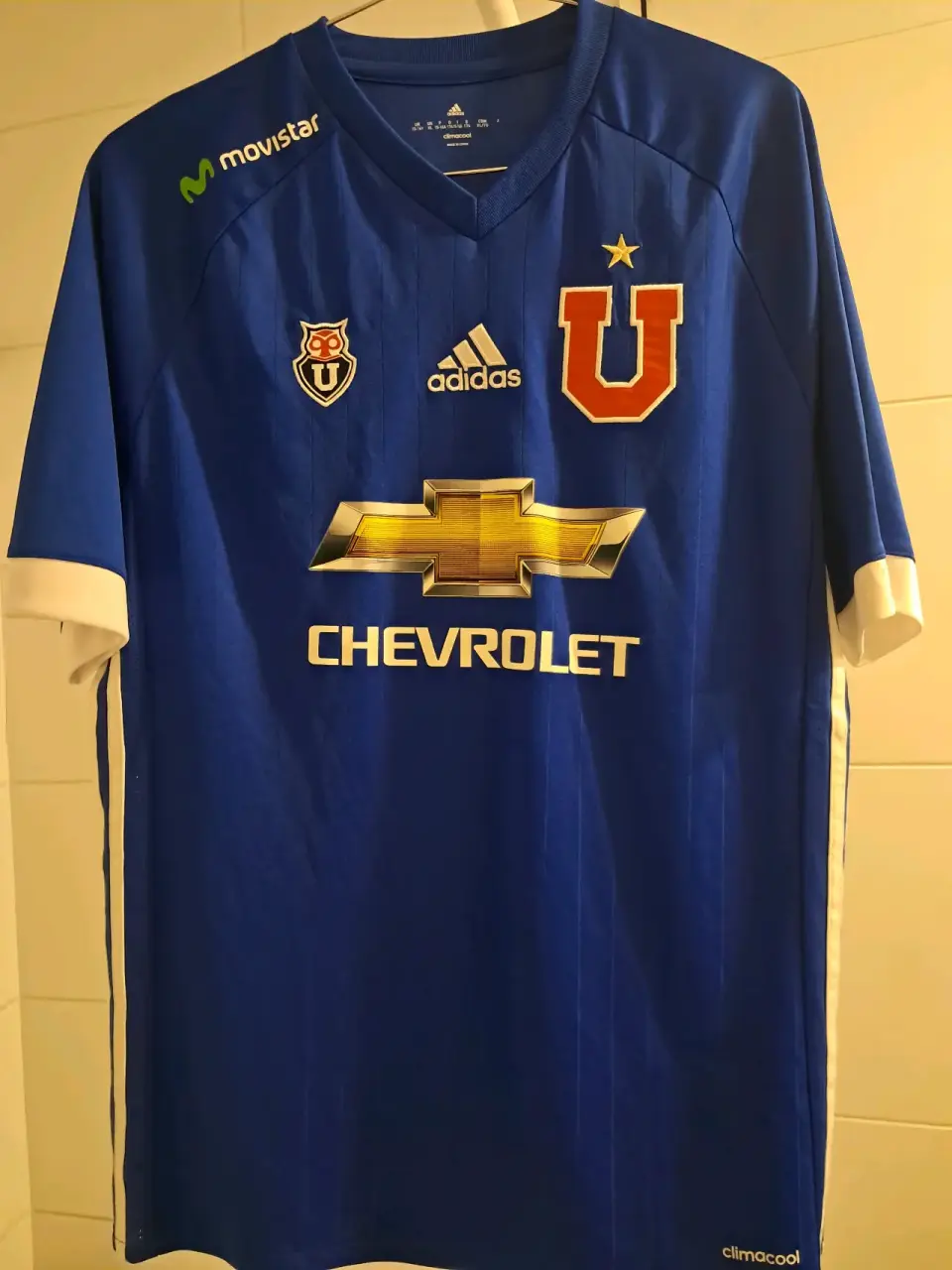 Camiseta U de Chile - miniatura 1