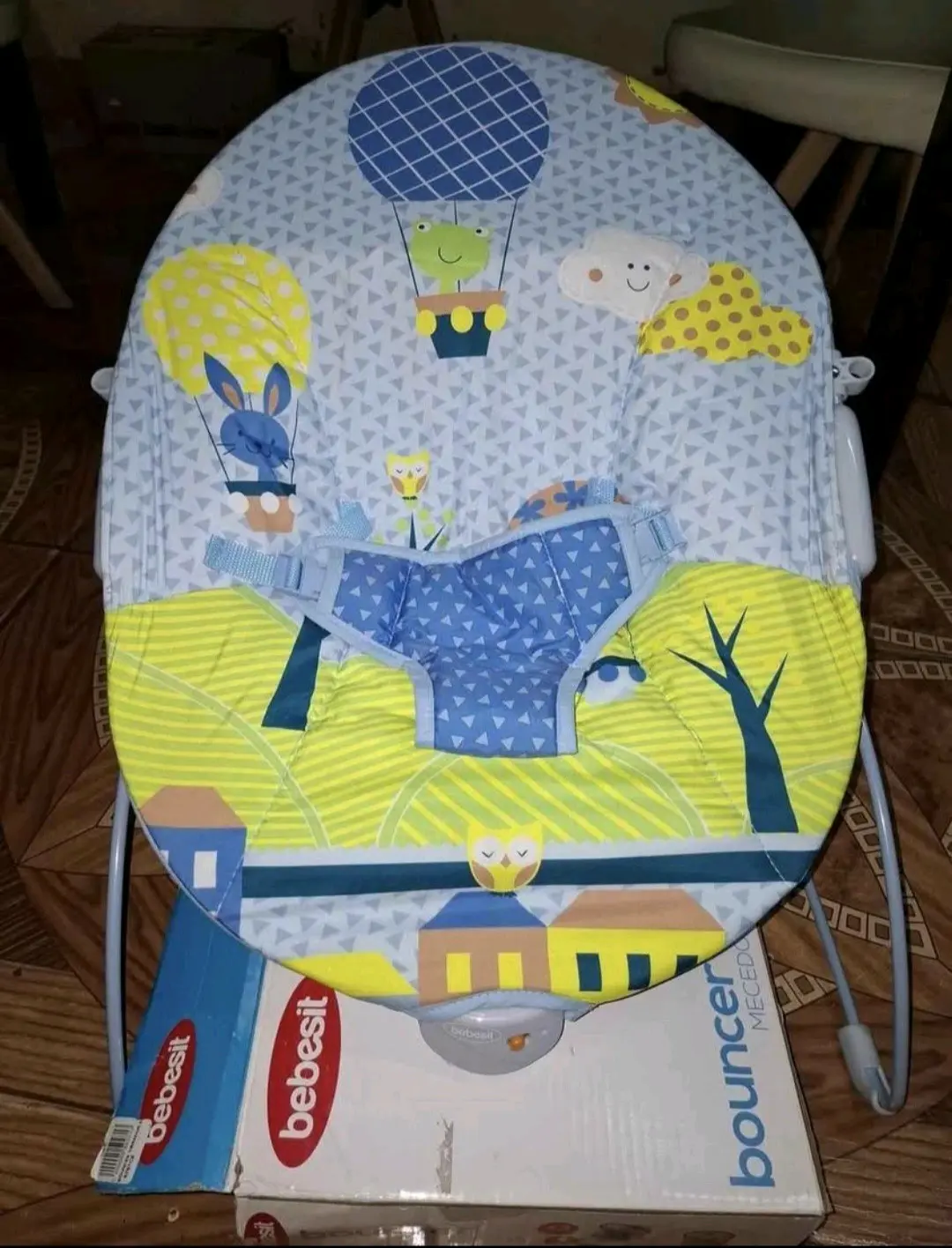 Mecedora Bouncer Bebesit colorida - miniatura 1