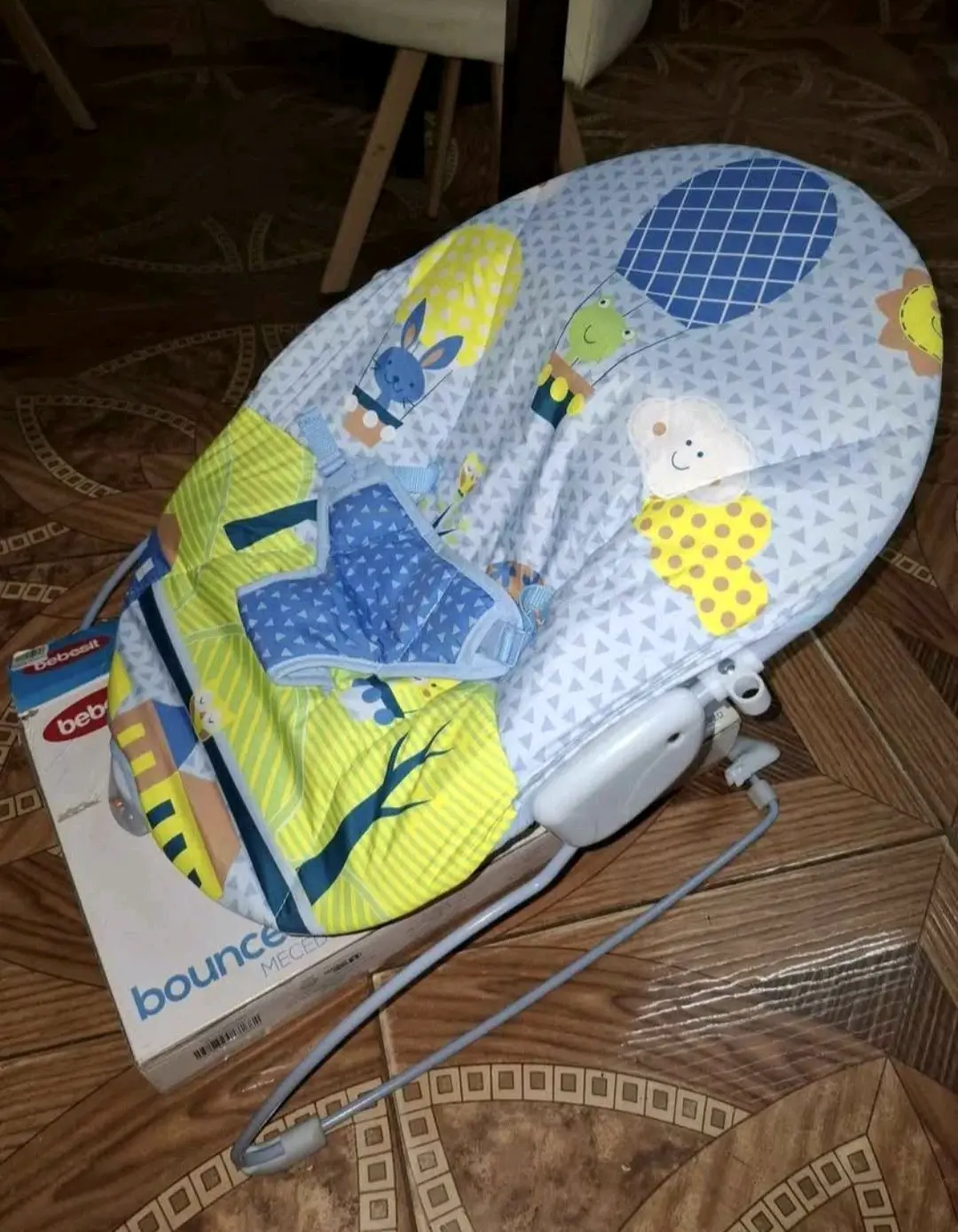 Mecedora Bouncer Bebesit colorida - miniatura 2