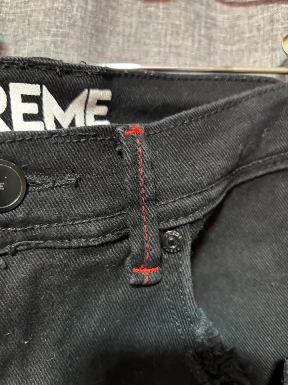 Jeans Preme negros con diseño de esqueleto - miniatura 5