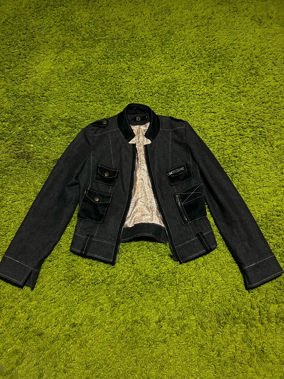 Chaqueta denim negra
