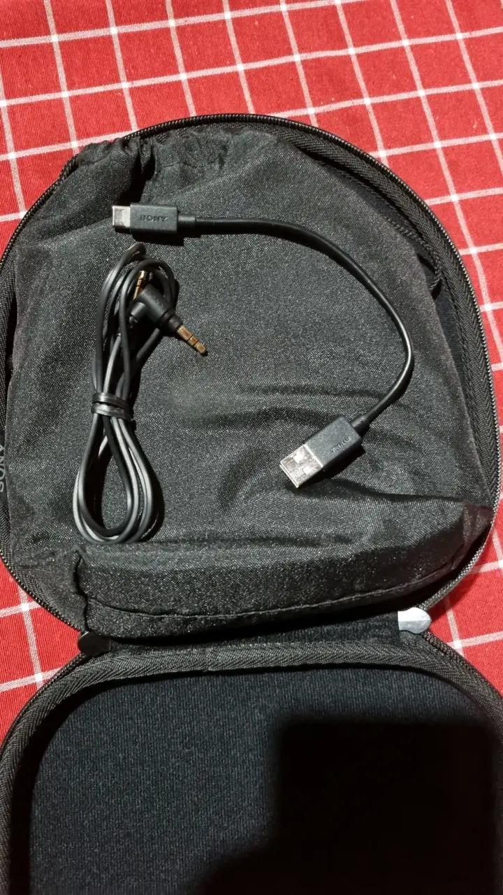 Audífonos inalámbricos Sony WH-XB900N+ estuche - miniatura 2
