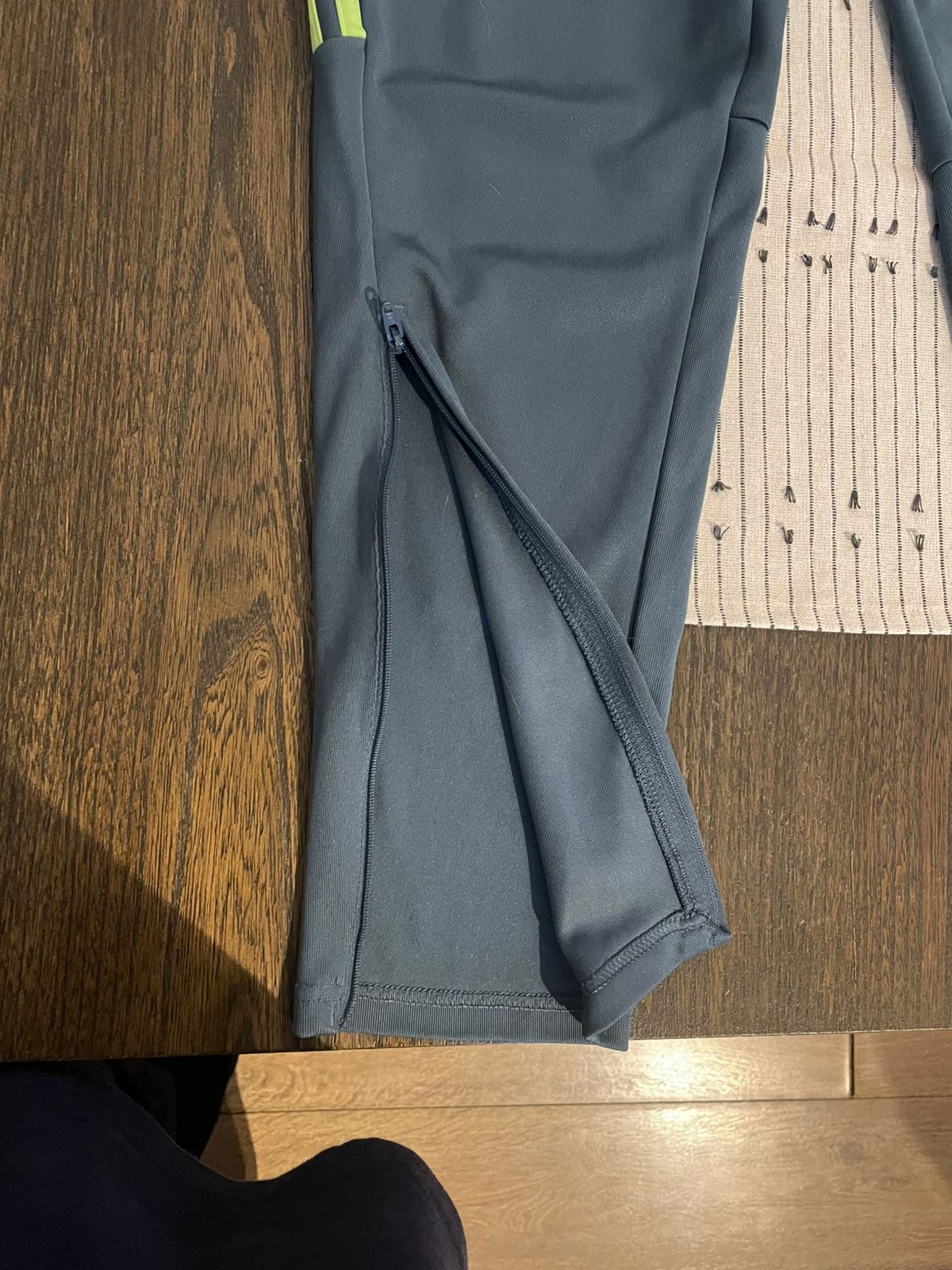 Buso Adidas Talla M - miniatura 2