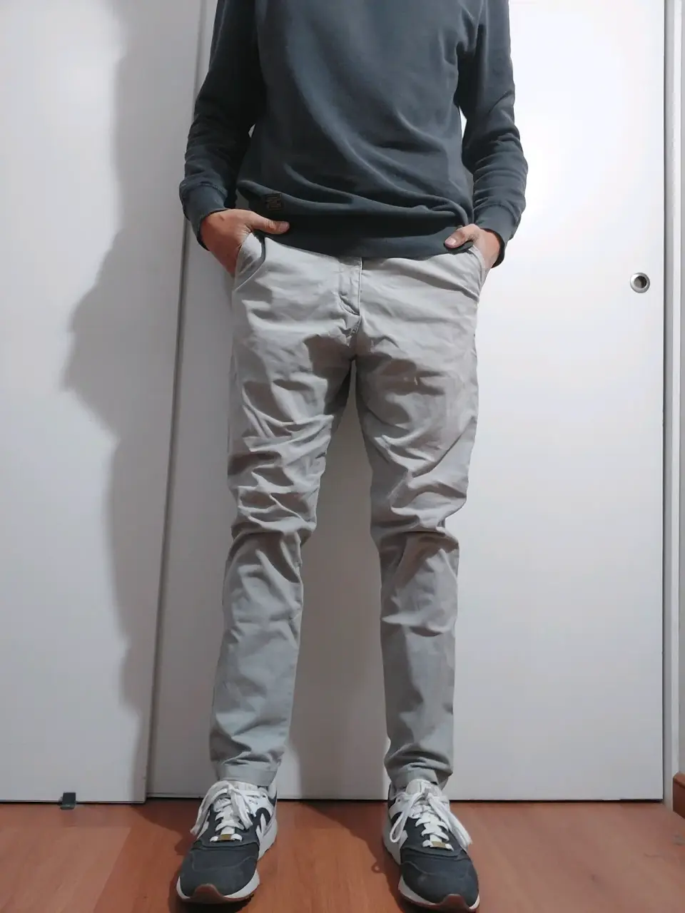 Pantalón chino gris claro - miniatura 1