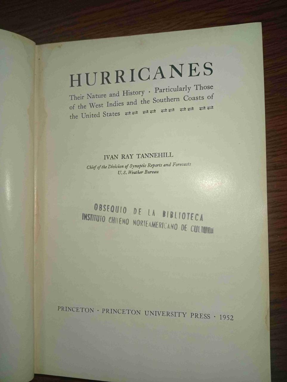 Libro 'Hurricanes' 1952 - miniatura 1