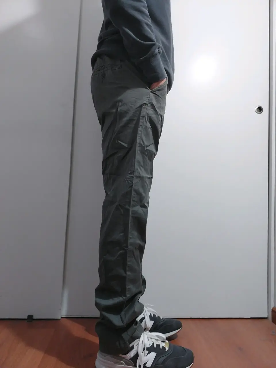 Pantalones regular gris oscuro - miniatura 2