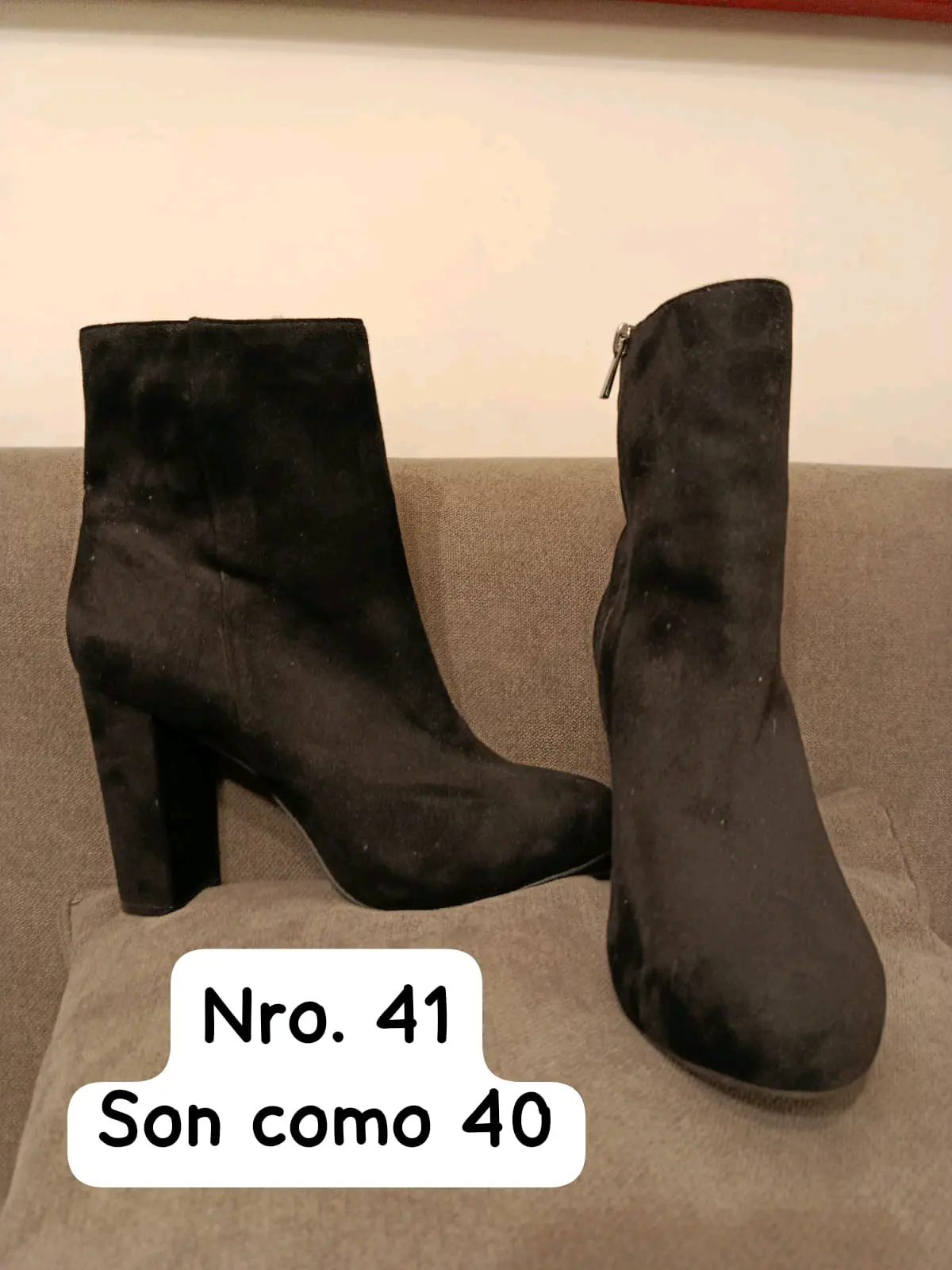 Botines negros con tacón