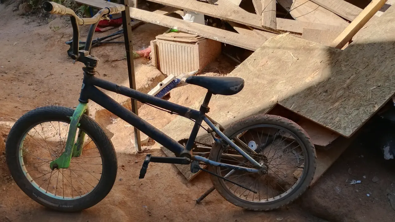 Bicicleta BMX usada