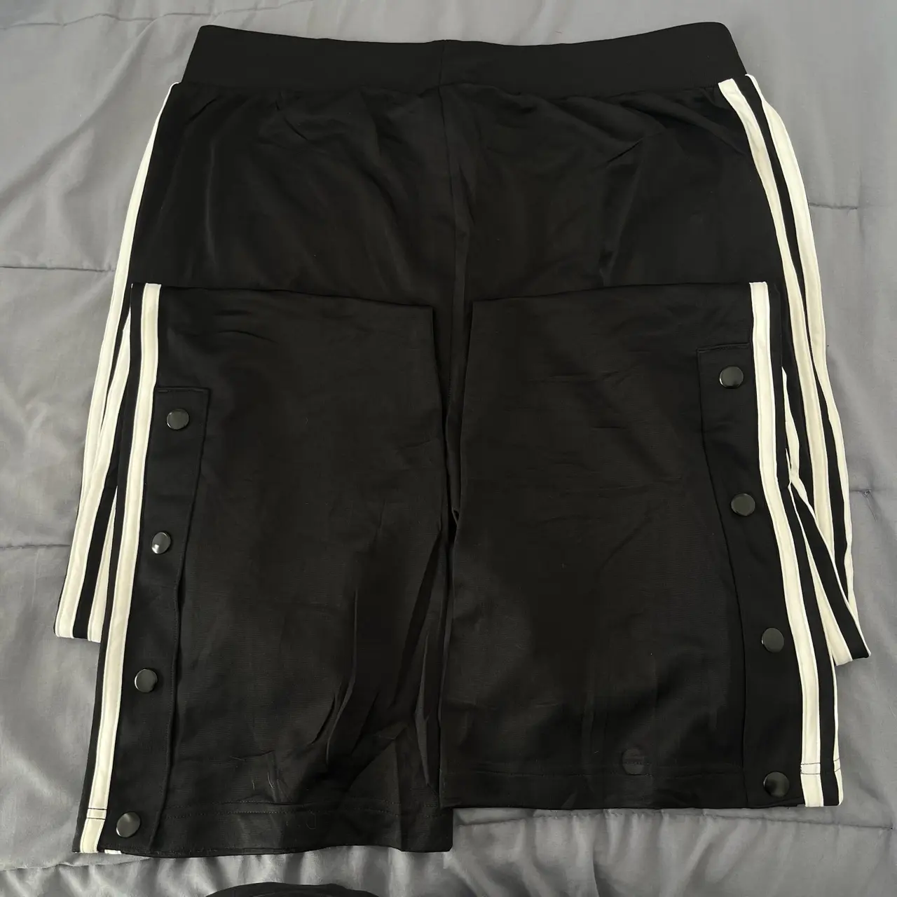 Pantalones Adidas - miniatura 5