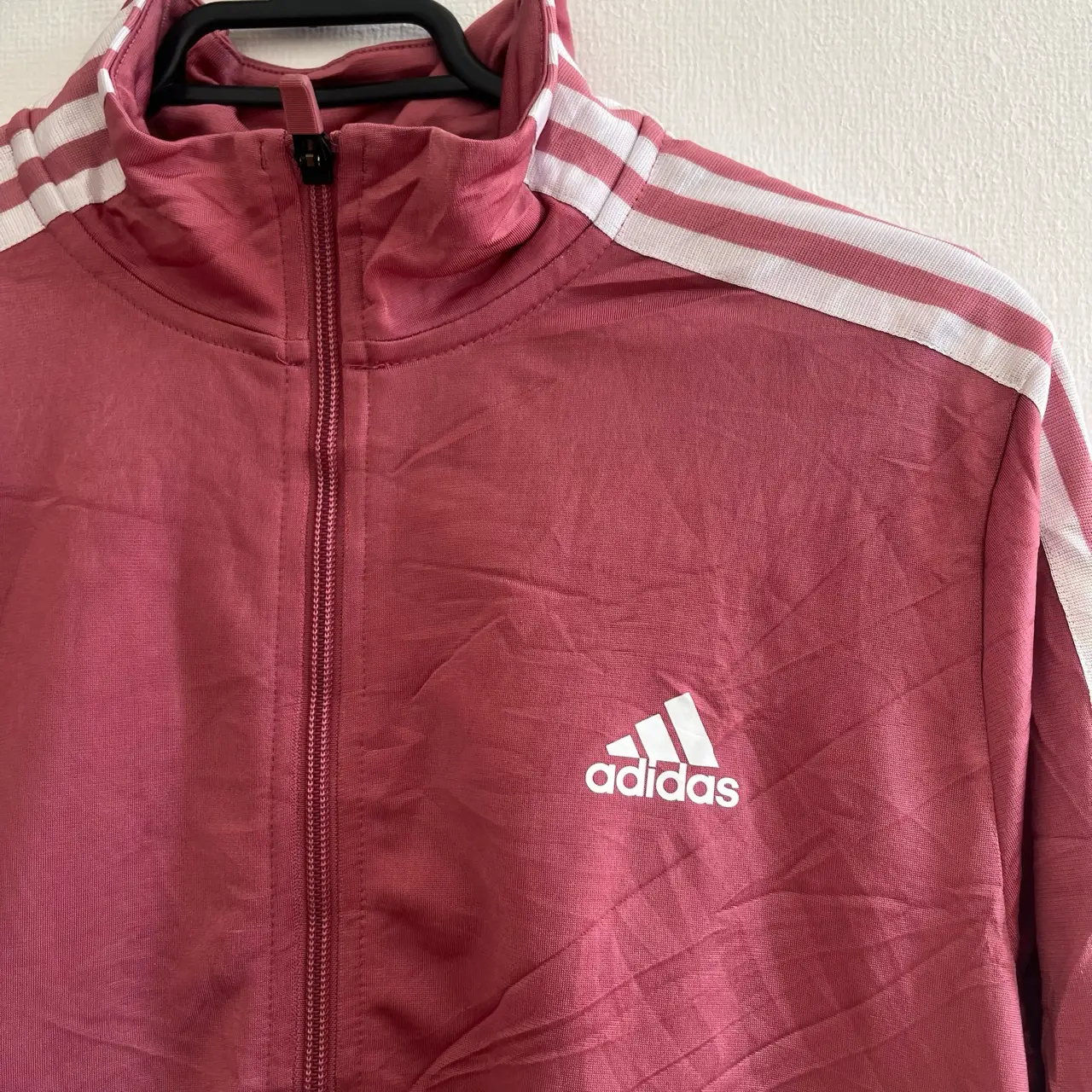 Chaqueta deportiva Adidas rosada - miniatura 1