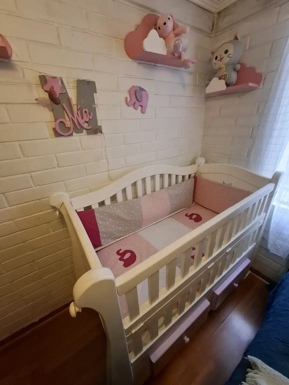 Cuna de madera blanca - miniatura 3