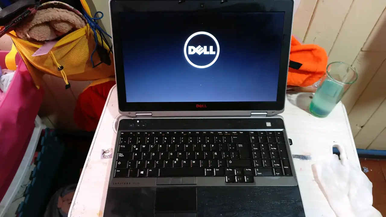Notebook Dell Latitude usado - miniatura 2