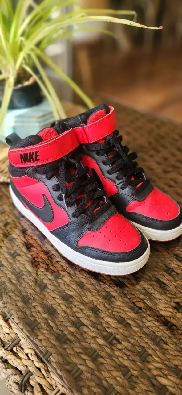 Zapatillas deportivas rojas negras - miniatura 2