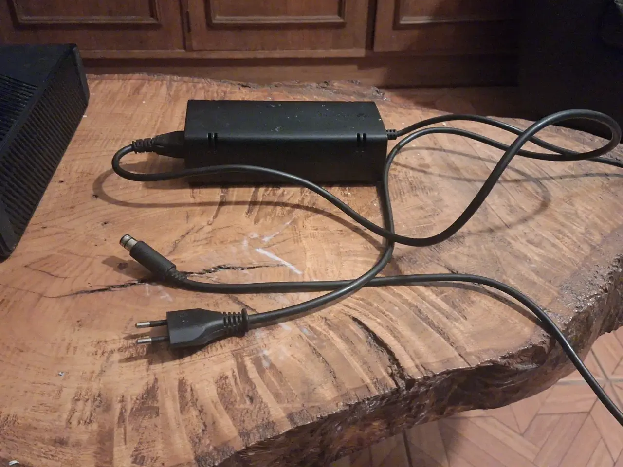 Consola Xbox 360 con Kinect - miniatura 4