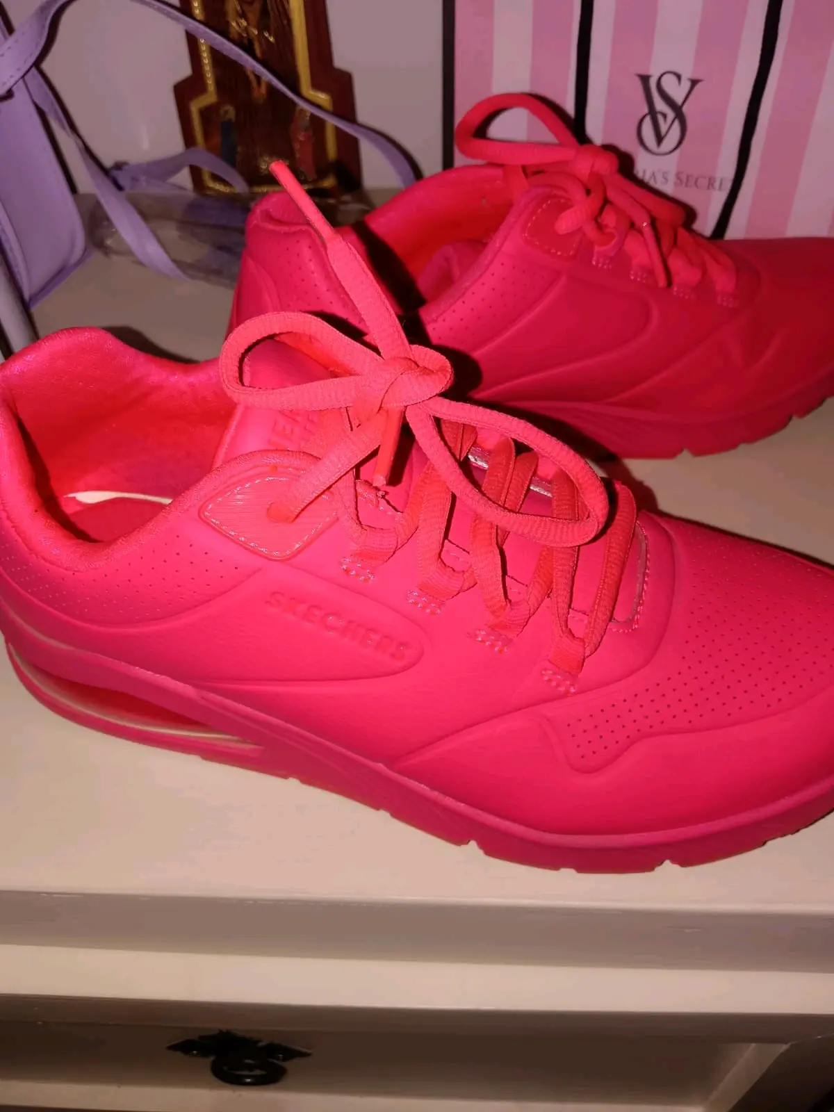 Zapatillas deportivas rosadas - miniatura 2