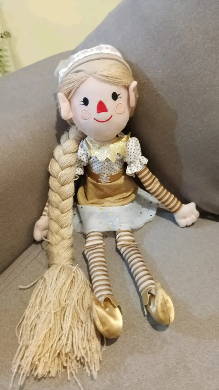 Muñeco de peluche con sombrero - miniatura 5