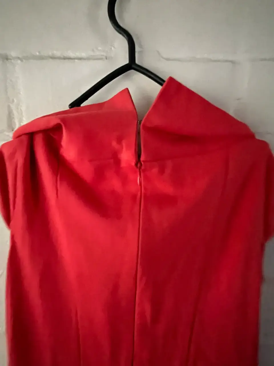 Vestido rojo elegante IO talla 44 - miniatura 3