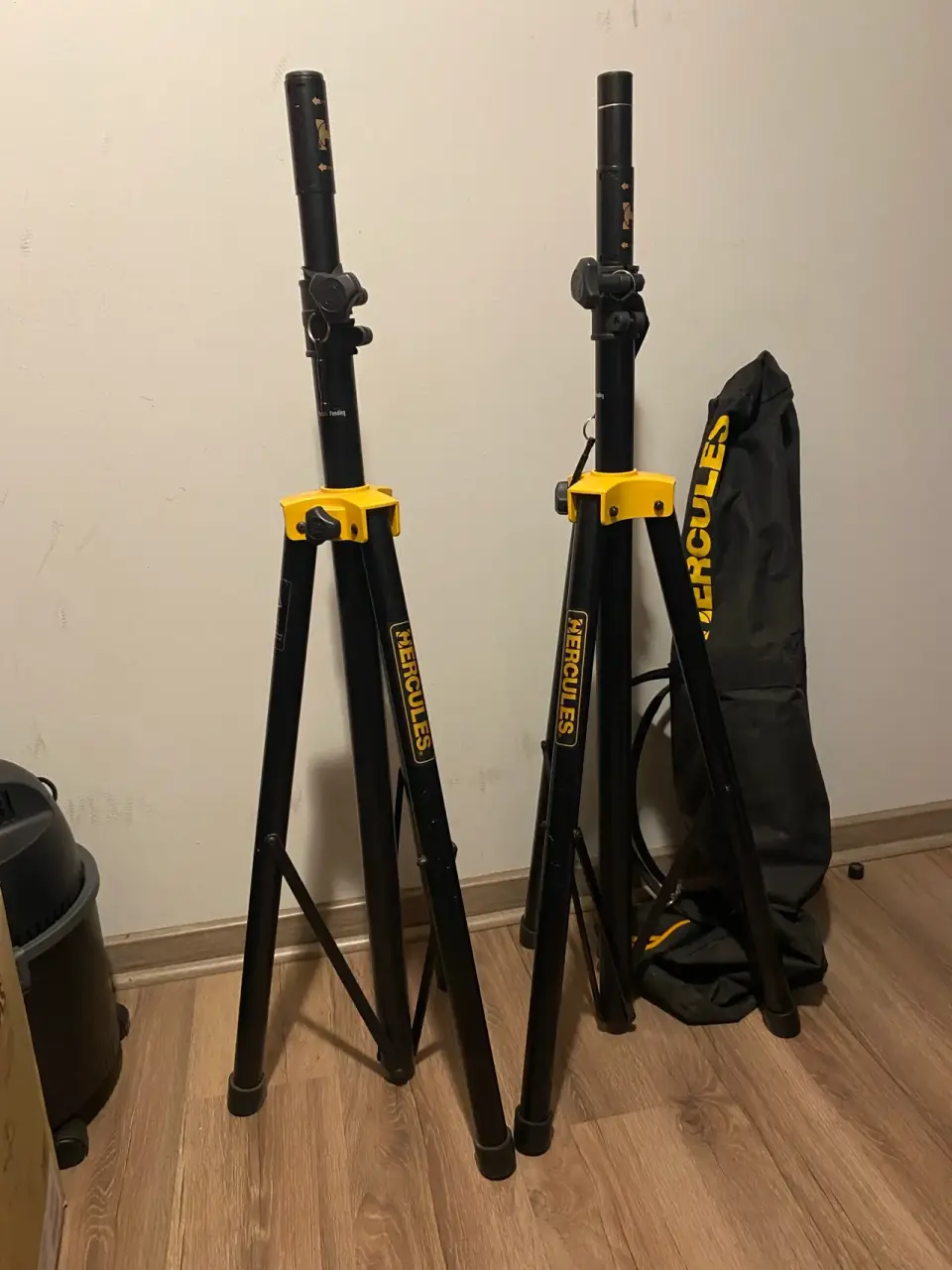 Soportes de altavoz Hercules - miniatura 1