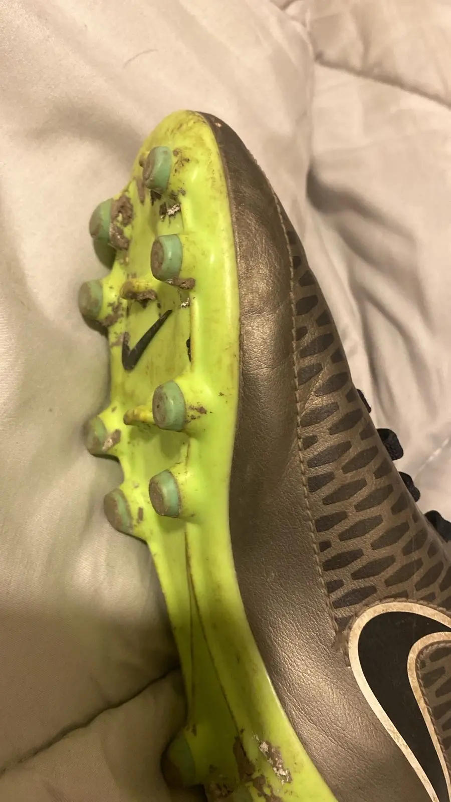 Botines de fútbol Nike verde y negro - miniatura 3