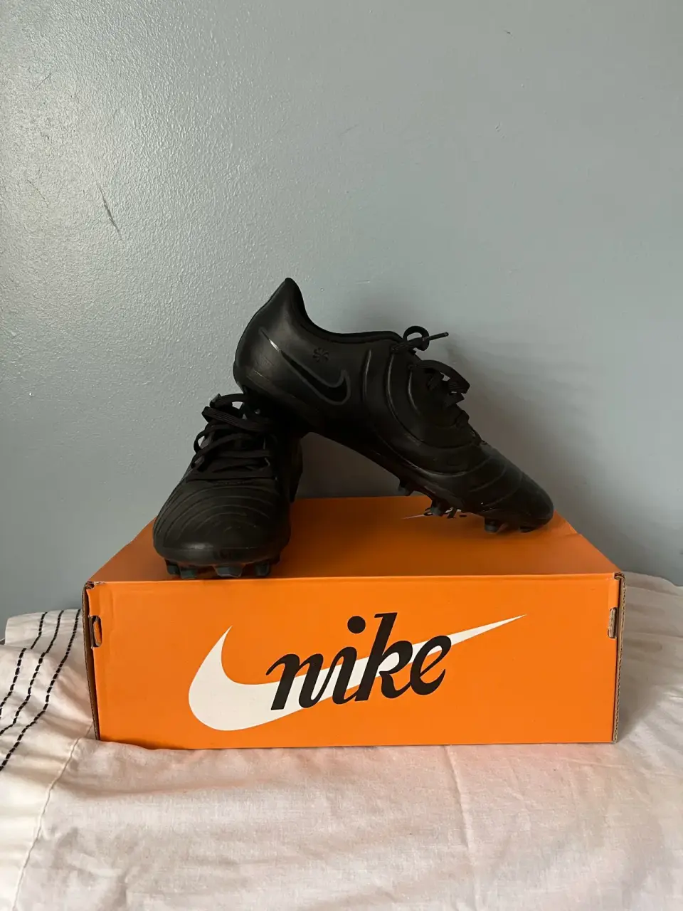 Botines de fútbol Nike negros