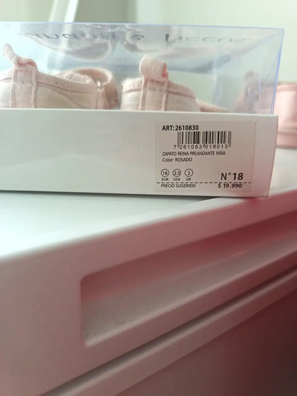 Zapatos bebé rosados en caja - miniatura 2
