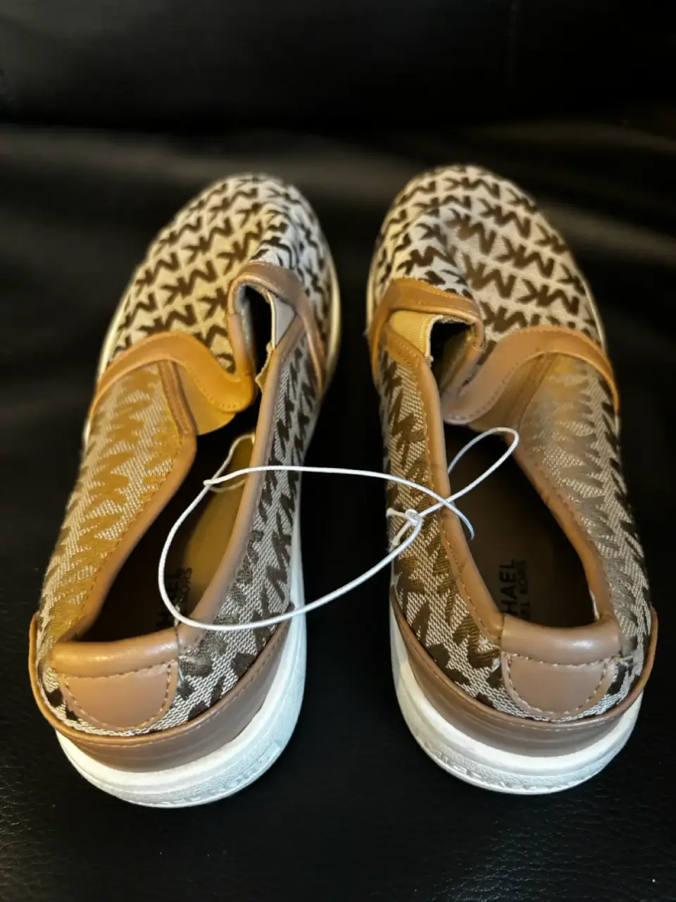 Zapatillas casuales diseño MK - miniatura 3