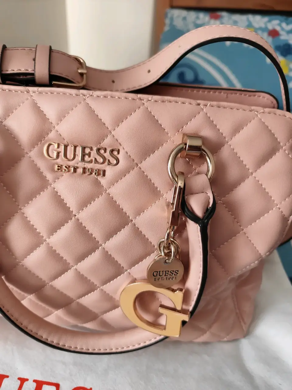 Bolso y billetera Guess rosa - miniatura 4