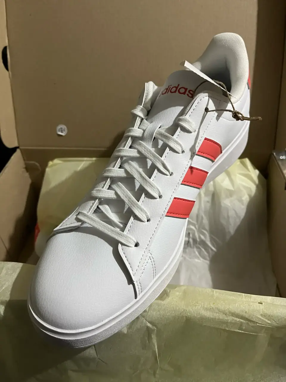 Zapatillas blancas Adidas rojas - miniatura 3