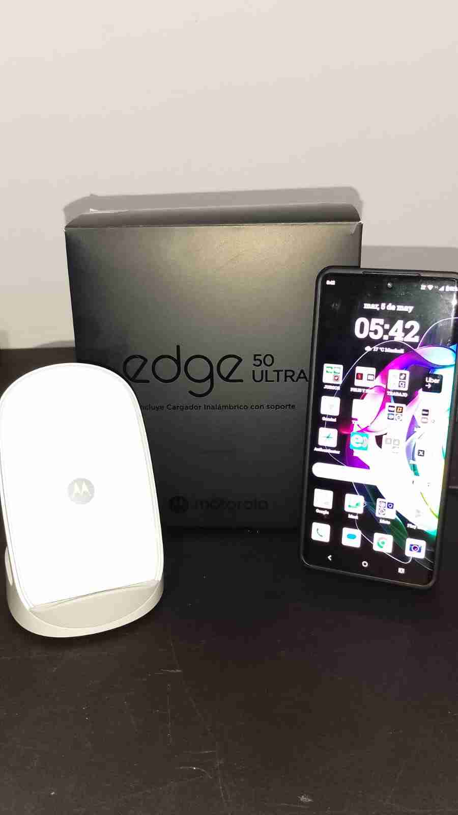 Teléfono Motorola Edge 50 Ultra - miniatura 1