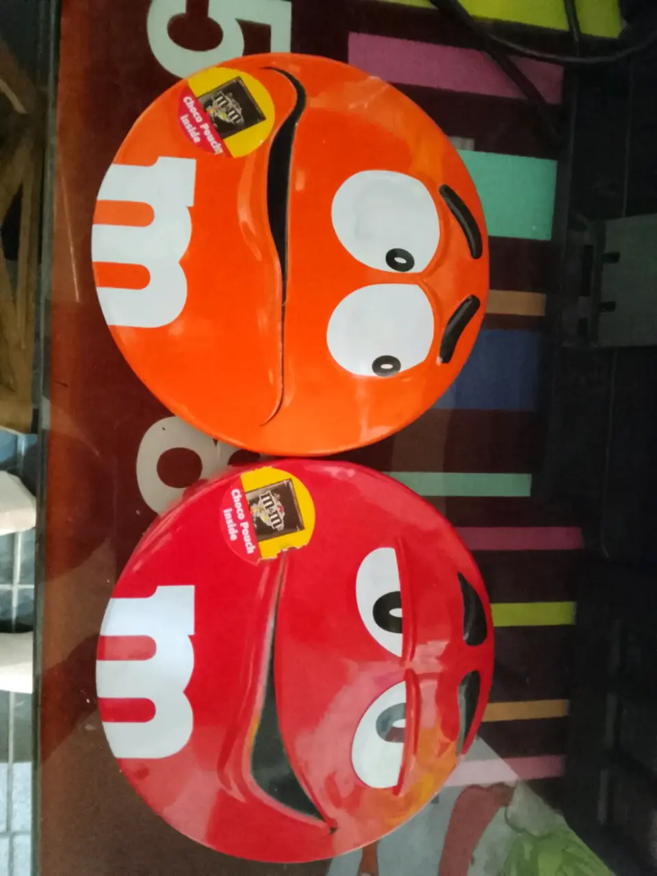 Mochila infantil M&M amarilla - miniatura 3