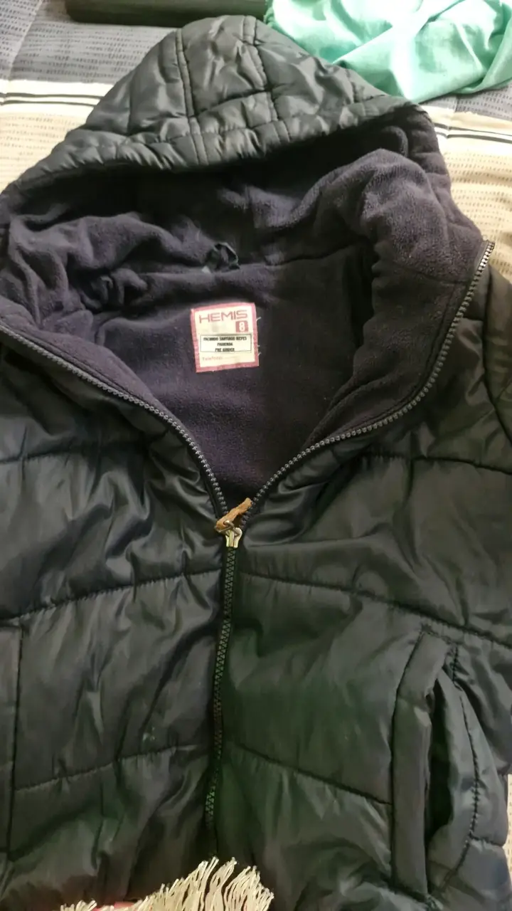 Chaqueta azul marino acolchada - miniatura 4