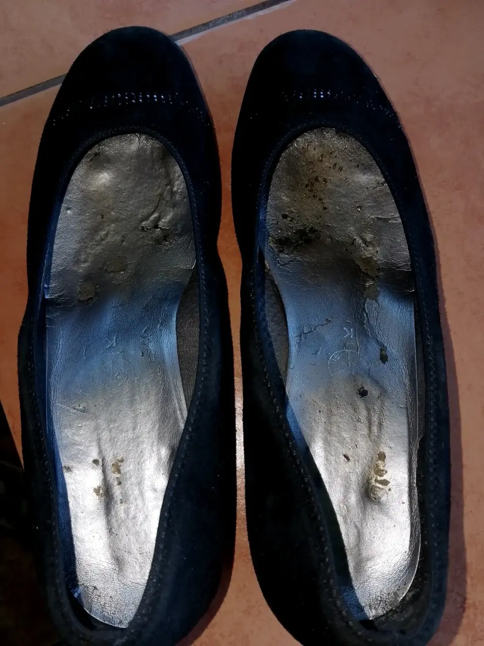 Zapatos negros de gamuza - miniatura 2