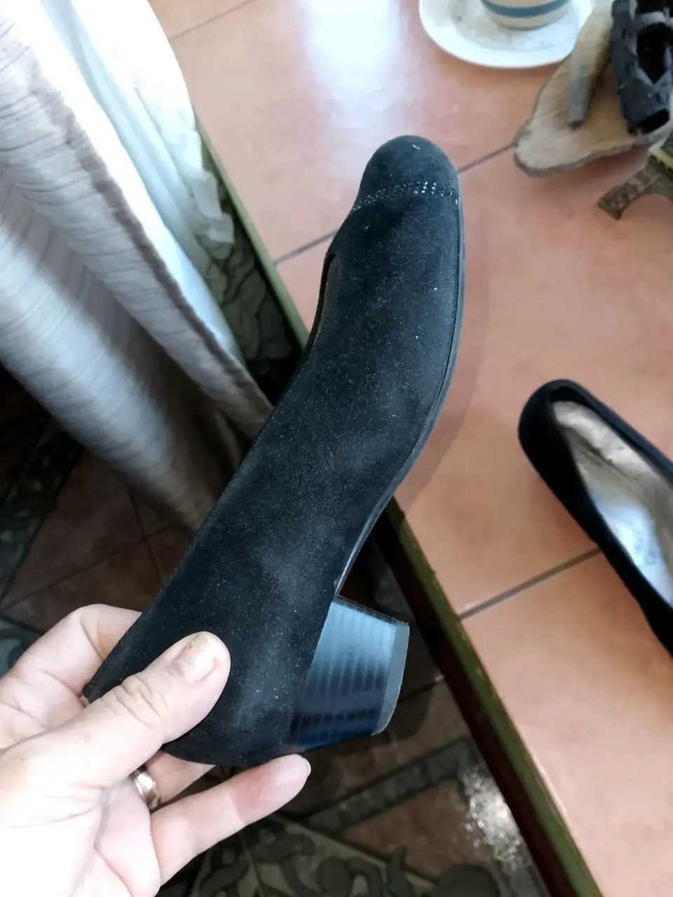 Zapatos negros de gamuza - miniatura 6