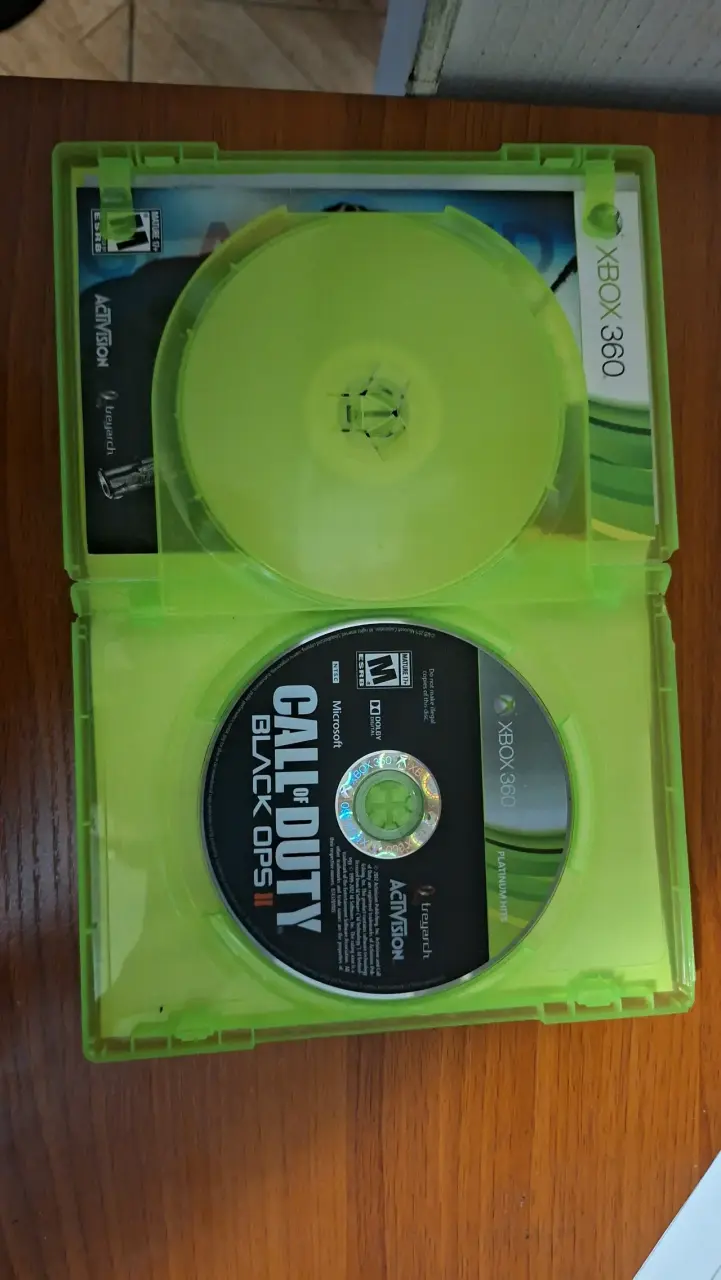 Combo Call of Duty Black Ops Xbox 360 (Usado) - miniatura 3