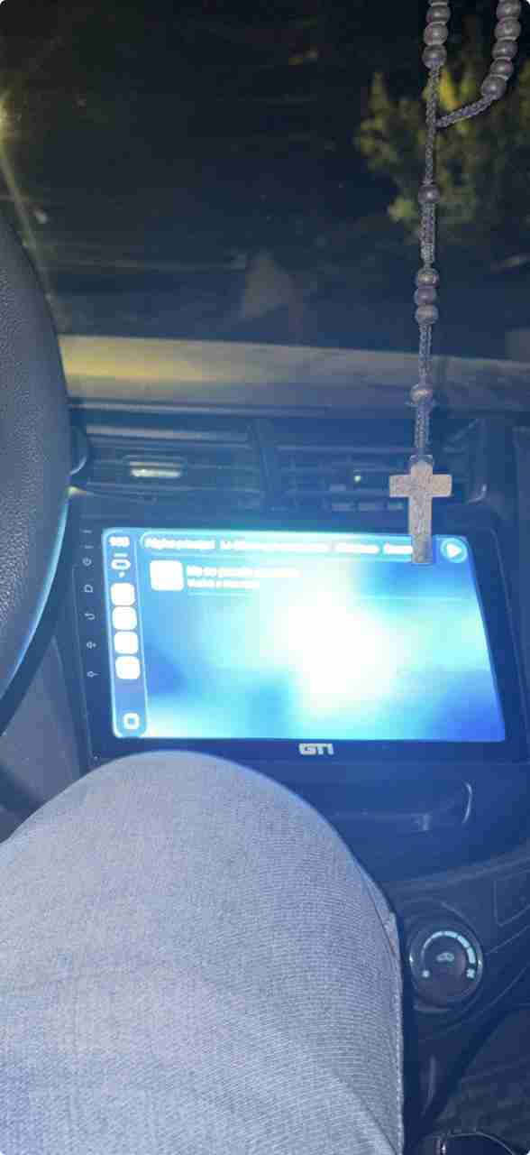 Pantalla multimedia para auto - miniatura 2