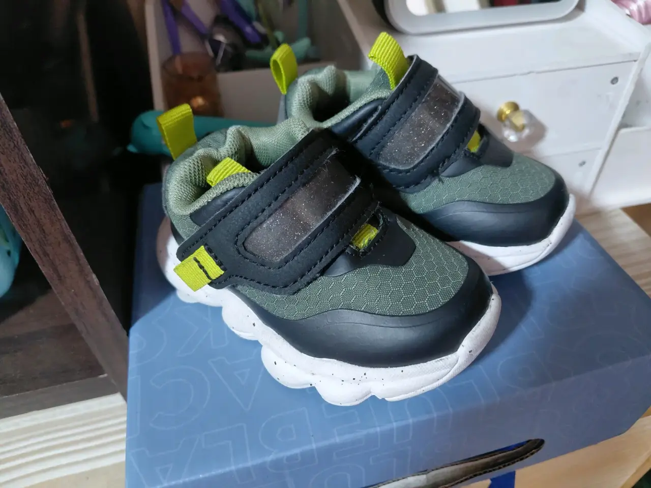 Zapatillas verde para niño - miniatura 3