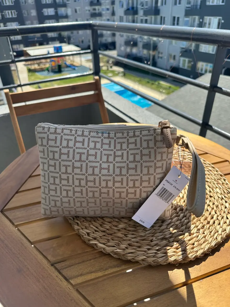 Cartera beige Tommy Hilfiger - miniatura 3